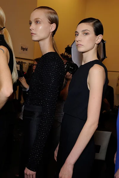 Look 23